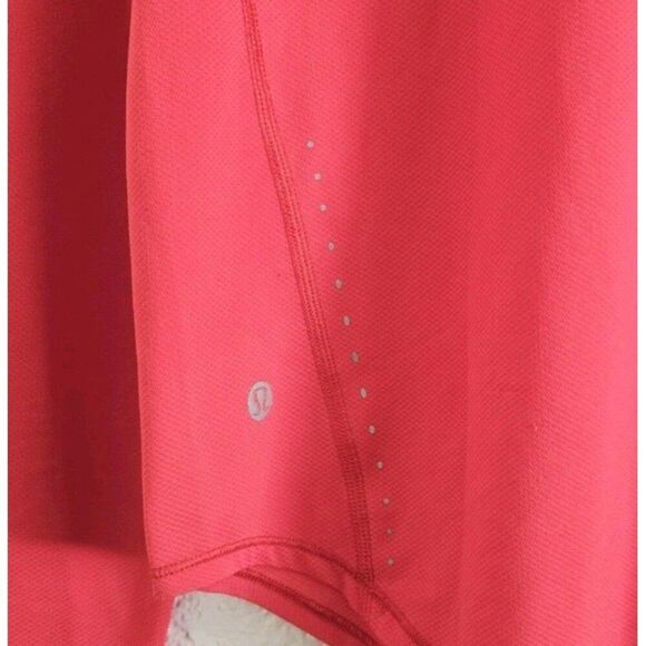 Lululemon Shirt Womens Est. Sz 6 High-Neck Training Long Sleeve Jersey Red Rose - Picture 5 of 8